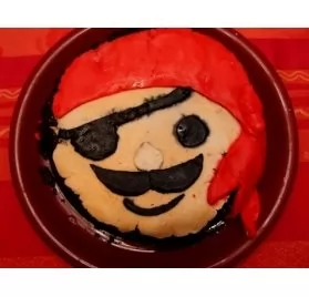 IDEES CREATIVES : Tuto - Réaliser un gâteau en forme de tête de pirate