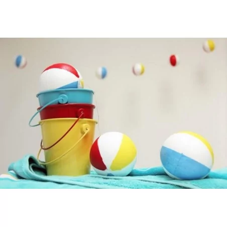 IDEES CREATIVES : Tuto : Réaliser une guirlande ballons de plage, par Madiwi