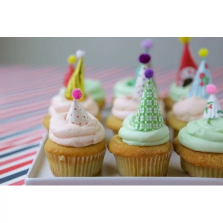 IDEES CREATIVES : Tuto : Réaliser des chapeaux à cupcakes, par Madiwi