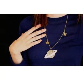 IDEES CREATIVES : Tuto : Réaliser un collier cosmique, par Gwladys