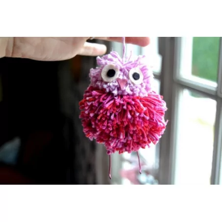 IDEES CREATIVES : Tuto : Réaliser une chouette en pompons, par Maman à tout faire