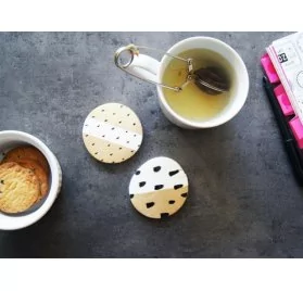IDEES CREATIVES : Tuto : Réaliser des sous-verres graphiques, par Kit by Klo