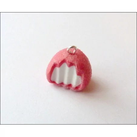 IDEES CREATIVES : Tuto : Réaliser une fraise Tagada en pâte polymère, par Ptitamande