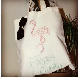 IDEES CREATIVES : Tuto : Réaliser un tote bag brodé, par Laure
