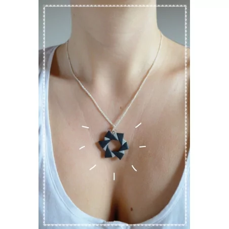 IDEES CREATIVES : Tuto : Réaliser un collier origami en pâte polymère, par La Main Heureuse