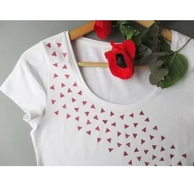 IDEES CREATIVES : Tuto : Customiser un t-shirt blanc, par Tadaam