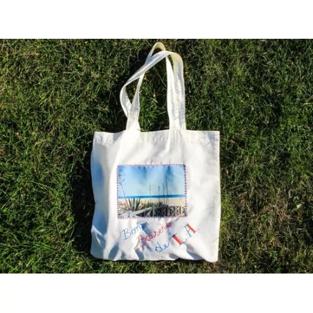IDEES CREATIVES : Tuto : Customiser un tote bag, par A Cardboard Dream