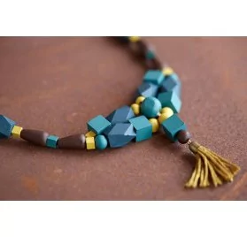 IDEES CREATIVES : Tuto - Réception chic - le collier bleu et jaune