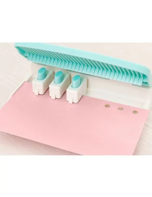 PERFORATRICES : Planner Punch Board 'We'R Memory Keepers' Perforatrices de reliure