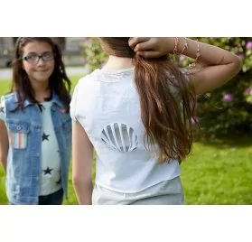 Tuto - Customisation d'un vêtement pour enfants - Le tee-shirt avec le coquillage au dos