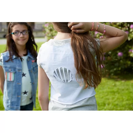 Tuto - Customisation d'un vêtement pour enfants - Le tee-shirt avec le coquillage au dos