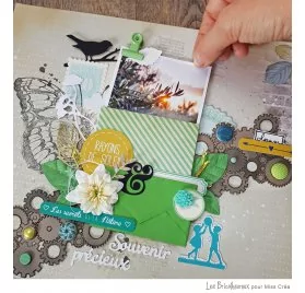 Tuto : Confectionner une page de scrapbooking avec les tampons transparents Fonds Grunge 2 de MISS CREA, par les Bricolheureux