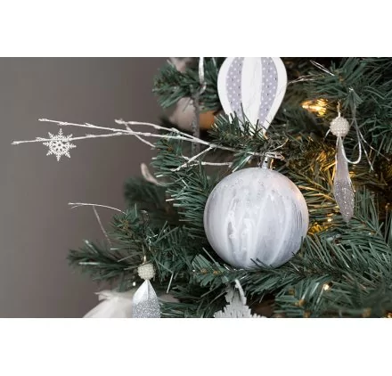 IDEES CREATIVES : Le Noël Perle - La décoration du sapin - Les boules avec les coulées IDEES CREATIVES : Le Noël Perle - La décoration du sapin - Les boules avec les coulées