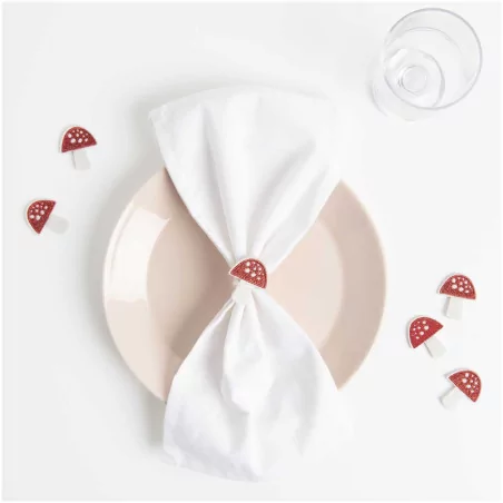 Lot de 8 embellissements en feutrine 'Rico Design' Amanites brodées