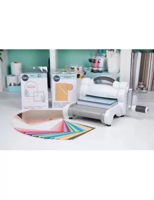 IDEES CREATIVES : Retro 90' la nouvelle collection de Mes P'tits Ciseaux. Découvrez notre kit de démarrage Big Shot 'Sizzix'